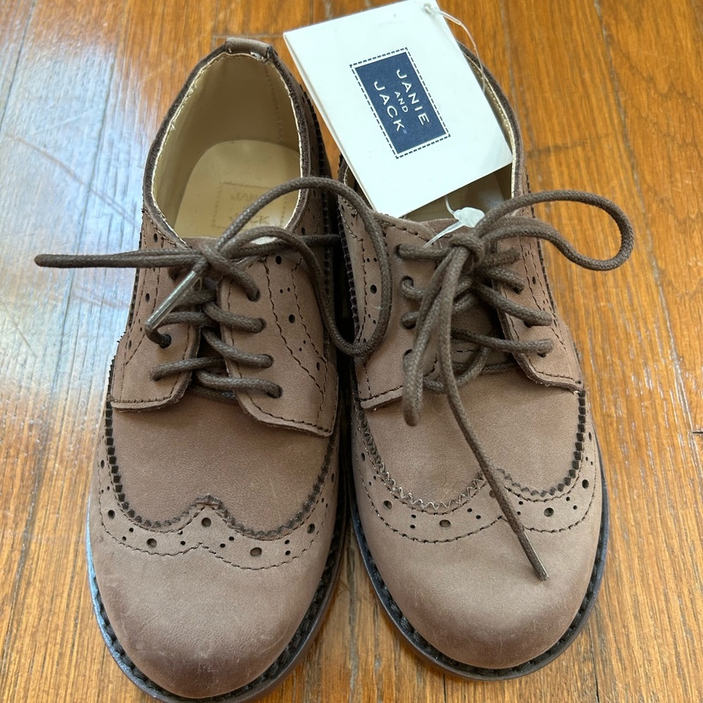 New with tags Janie and jack suede wingtip shoe